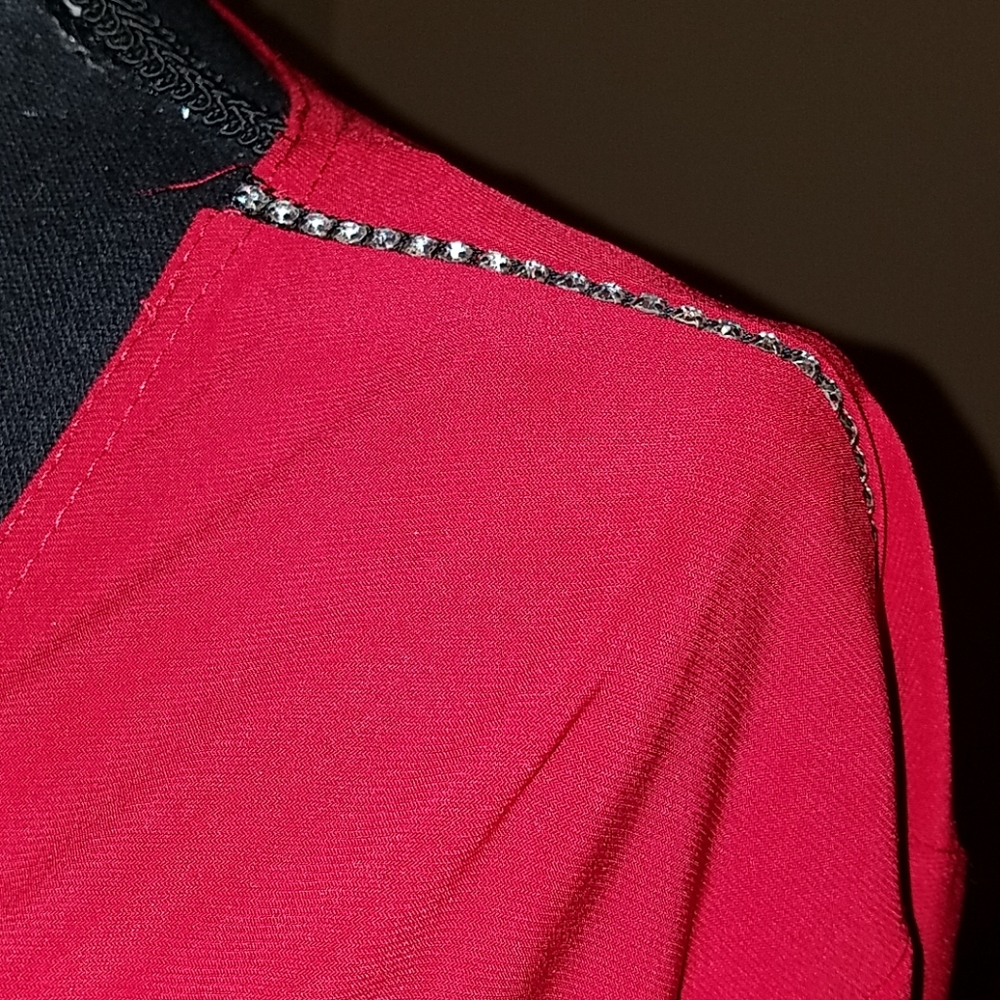 R&M RICHARDS rhinestone top - Picture 3 of 5